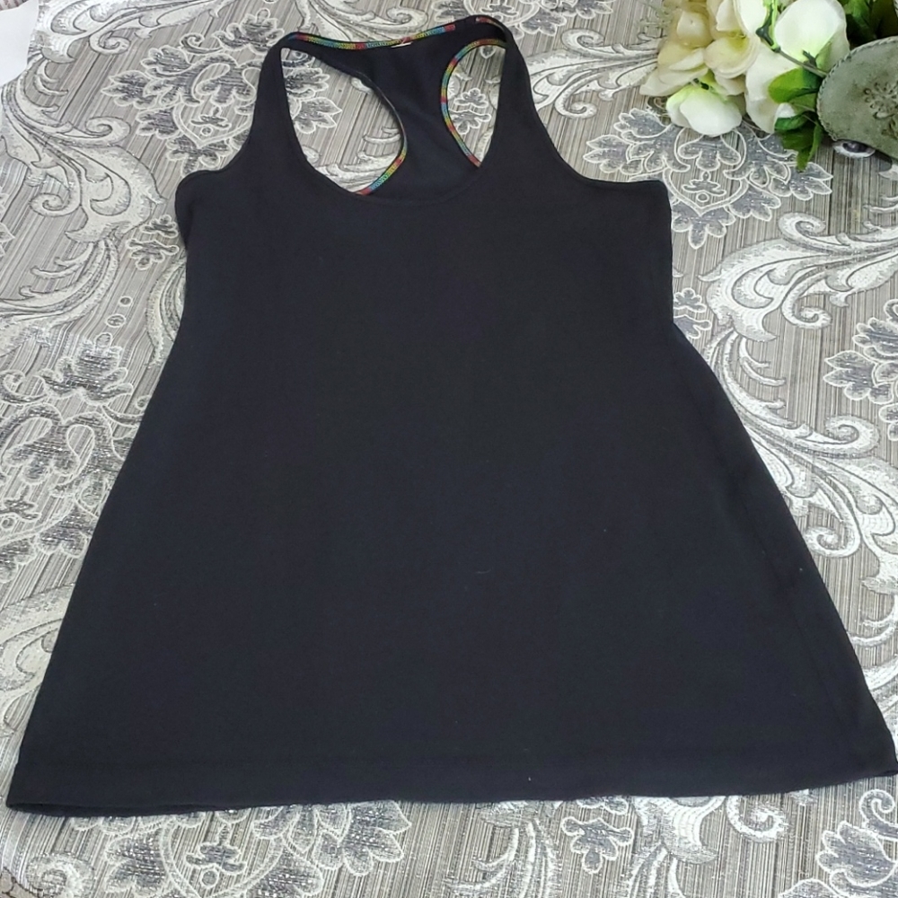 LULULEMON TOP SIZE 8